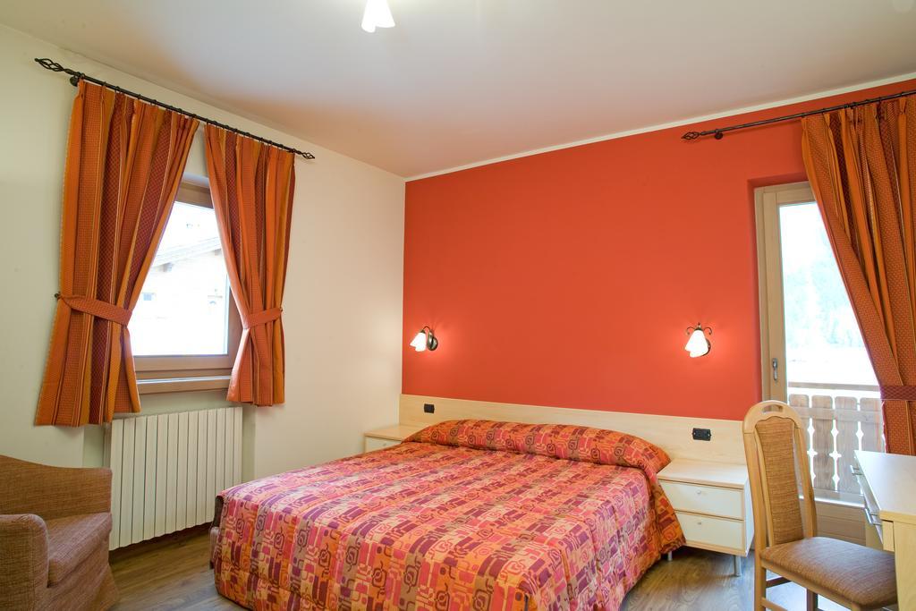 Chalet Kiara - Appartamenti Abar Livigno Pokoj fotografie